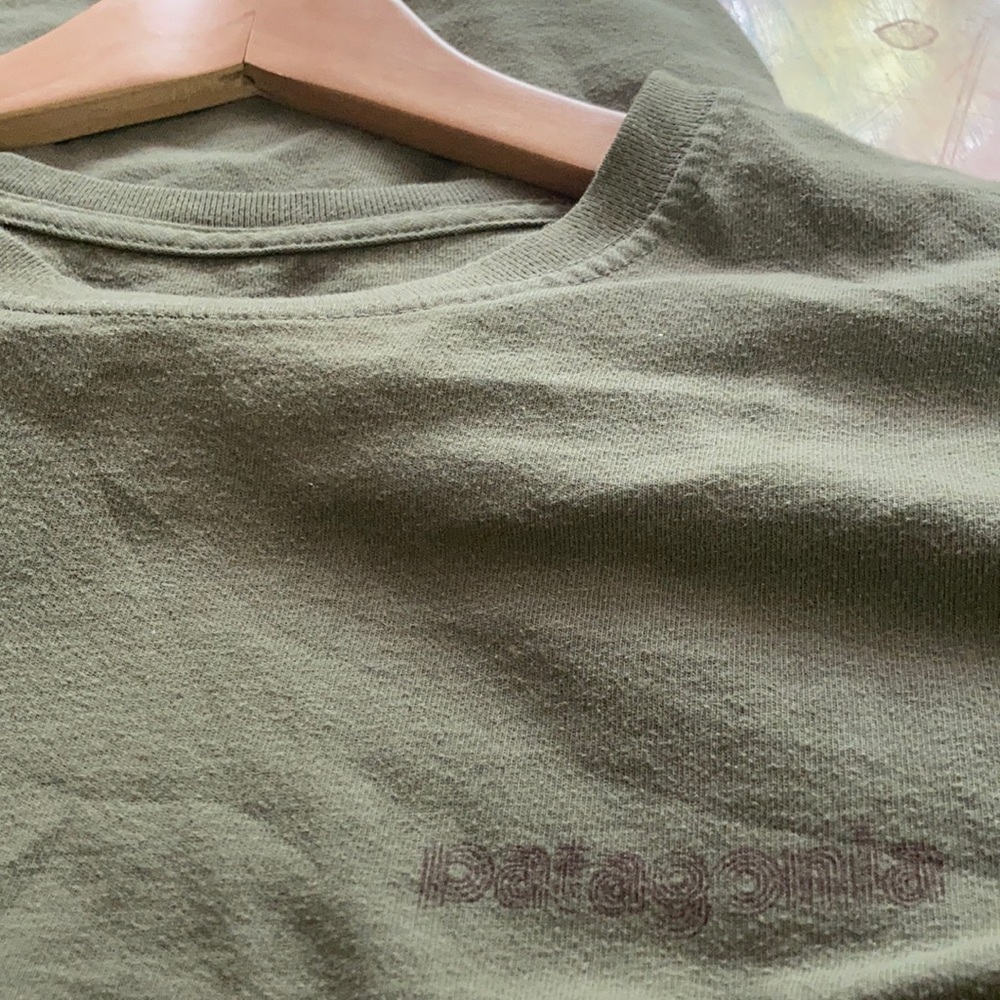 Vintage green Patagonia t shirt